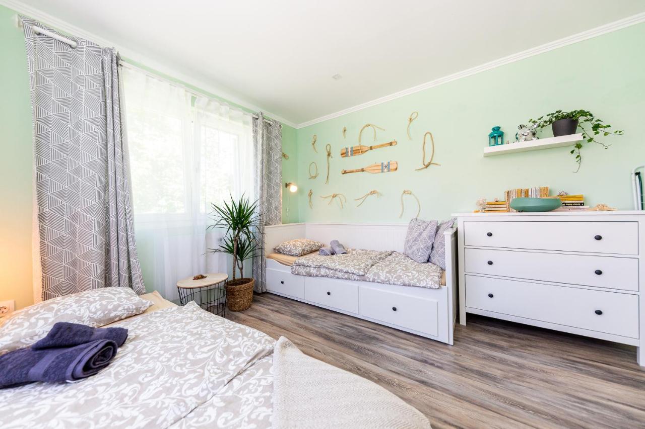 Berrybay Holidayhome Balatonkeresztúr Extérieur photo